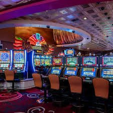 ayer777 ဘင်ဂိုဂိမ်း VIP ကစားသမားများ Exclusive Bingo Room တွင် ကစားနေသောမြင်ကွင်း